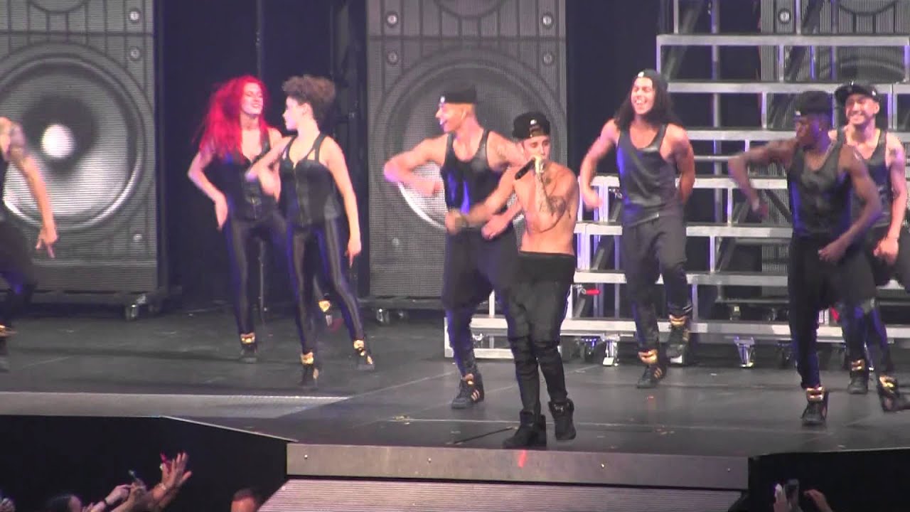 Justin Bieber - Baby part 2 believe tour xl center 7-18-2013
