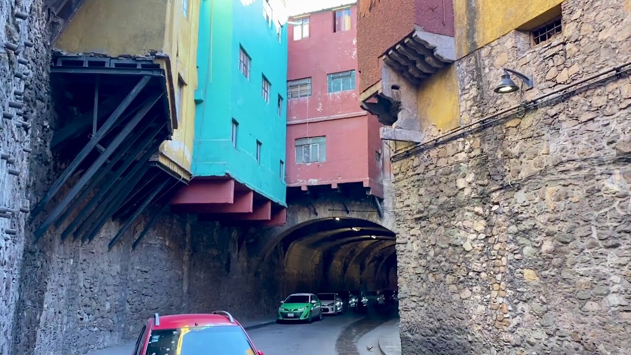 🇲🇽 Walking Underground in Guanajuato