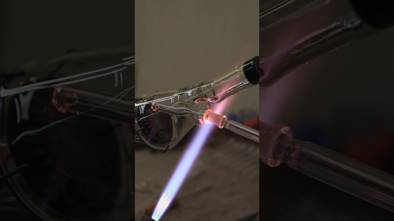 Shattered joint? No problem. #shorts #repair #glassrepair #glassblowing #glassart