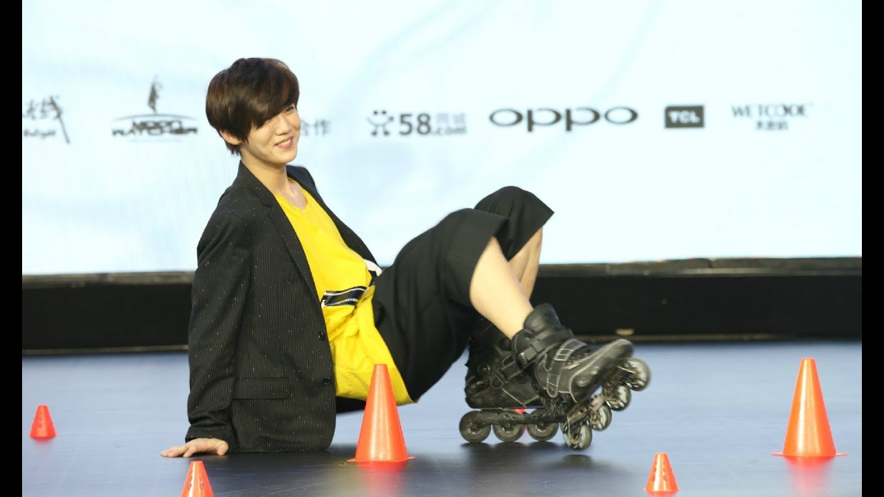 150802 LUHAN Fell down on Stage when showed his rollerskating skills