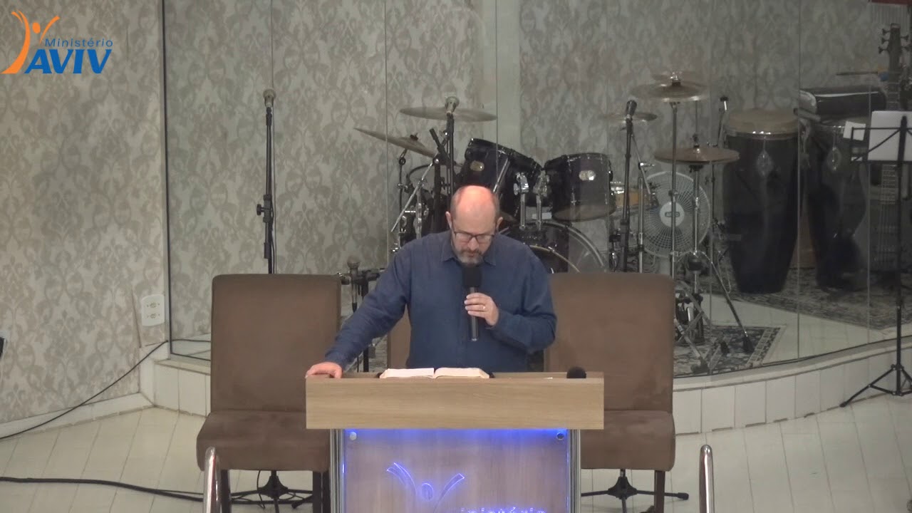 Deuteronômio 10:12-13 - O padrão de Deus é alto