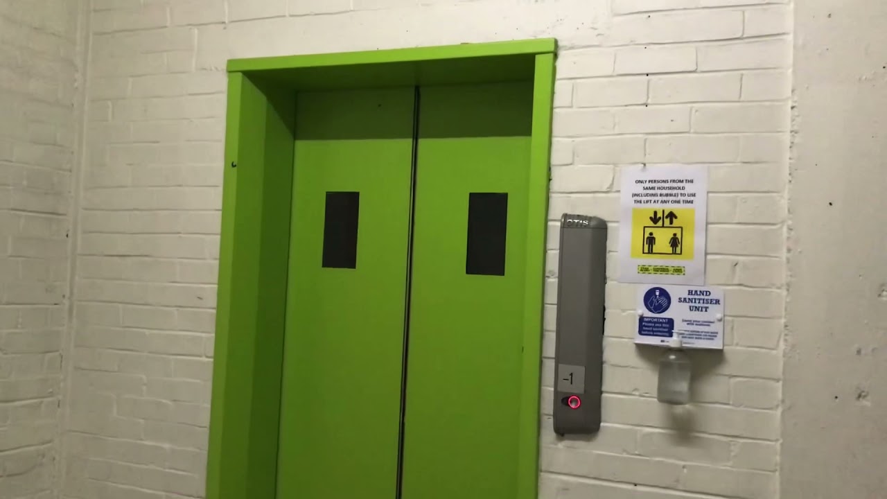 Old Otis lift @ Victoria Centre Market in Nottingham