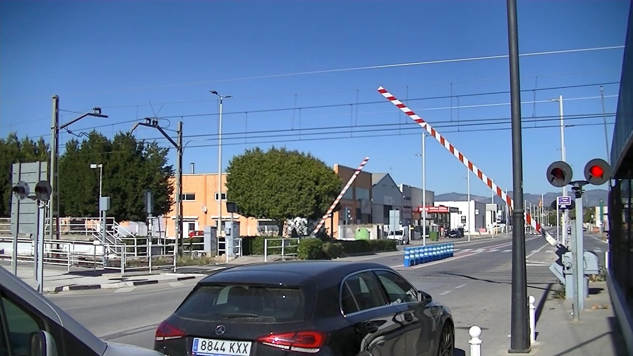 Spoorwegovergang Benaguasil (E) // Railroad crossing // Paso a nivel