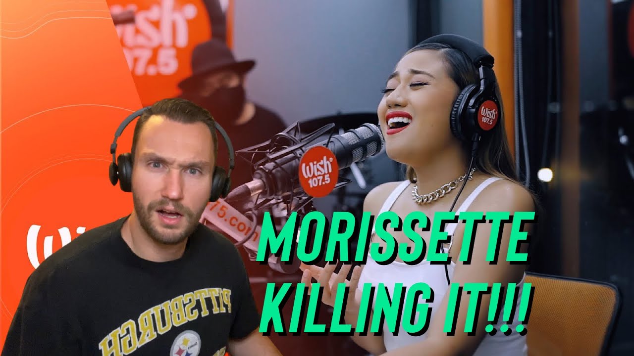 Morissette performs 