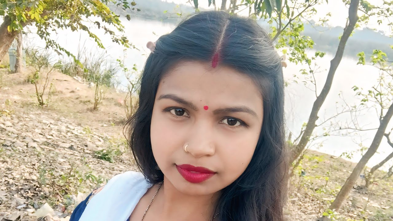 Gendu Mondal is live! সবাইকে জানাই শুভ সকাল