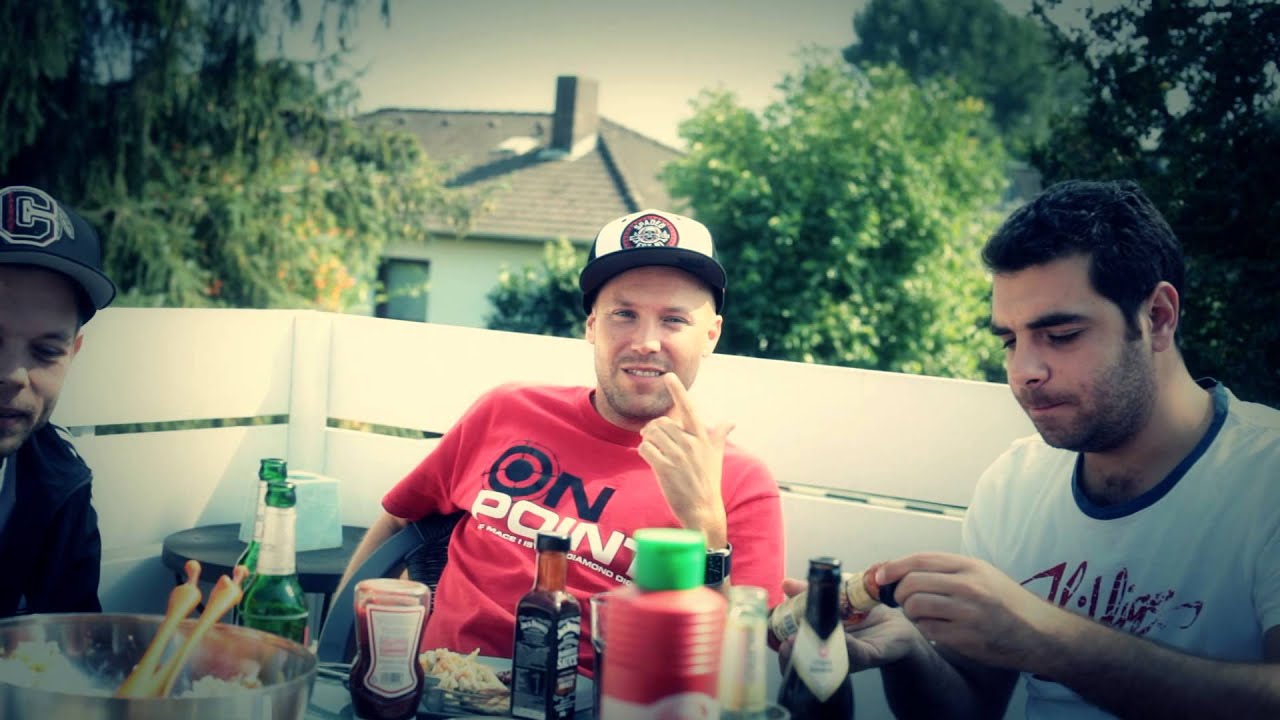 ON POINT feat. Simply Cat - "Balkonien"