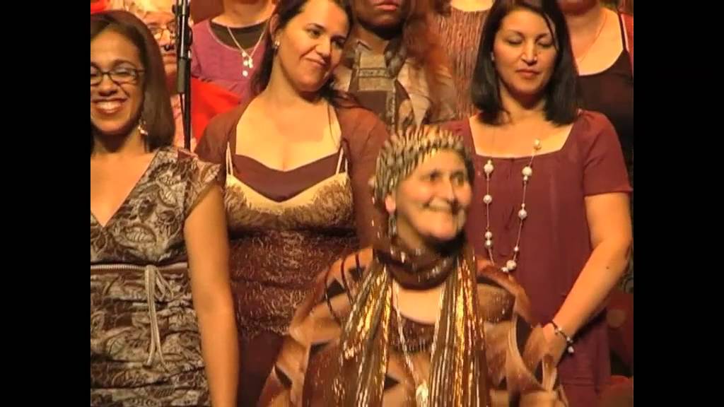 Ayaq chich Serss tavalizt/Salah Gaoua avec un choeur de femmes de Lyon.