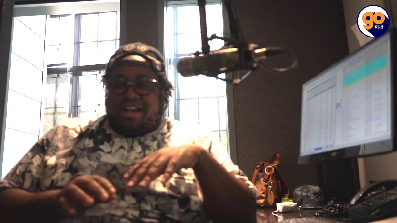 Nur-D talks with Auggie 5000