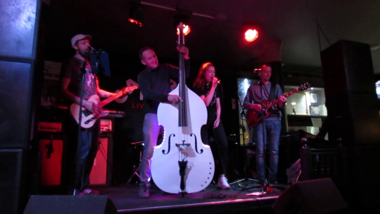 Chefetage Walking On Sunshine live at Cavern Pub 17th May 2019