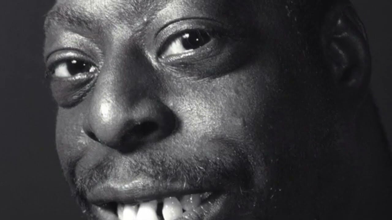 Beetlejuice Hanging Out In Studio and Listens to His New Song