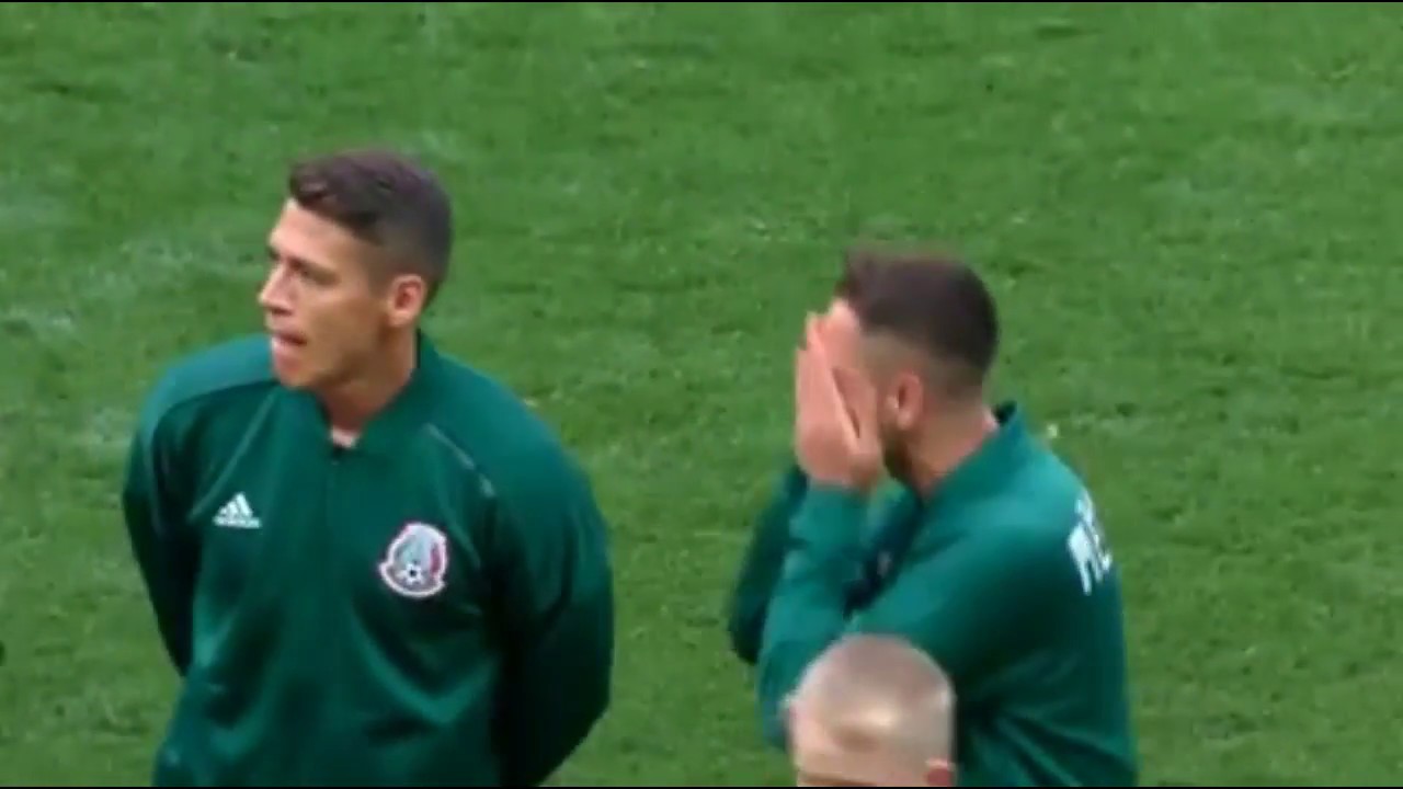 Chicharito Hernandez llora al cantar el Himno (Rusia 2018)