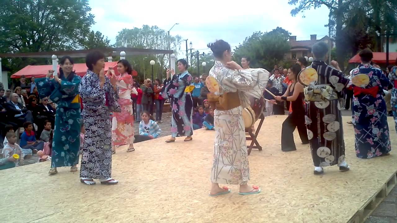 Danza Tipica Japonesa - Bon Odori 1