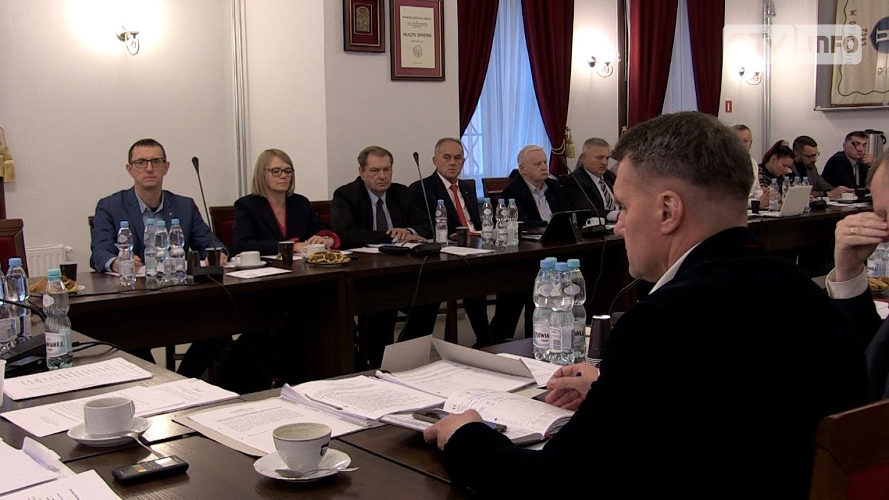 Podatki w g&oacute;rę dla mieszkańc&oacute;w gminy Opat&oacute;w. Poprawka radnego Rafała Schaba nie uzyskała poparcia