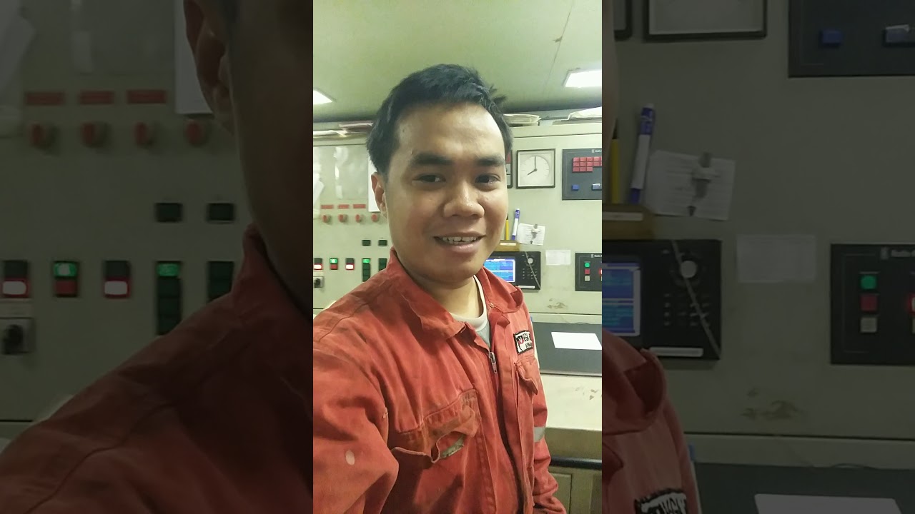 Duties and responsibilities of engine/deck fitter