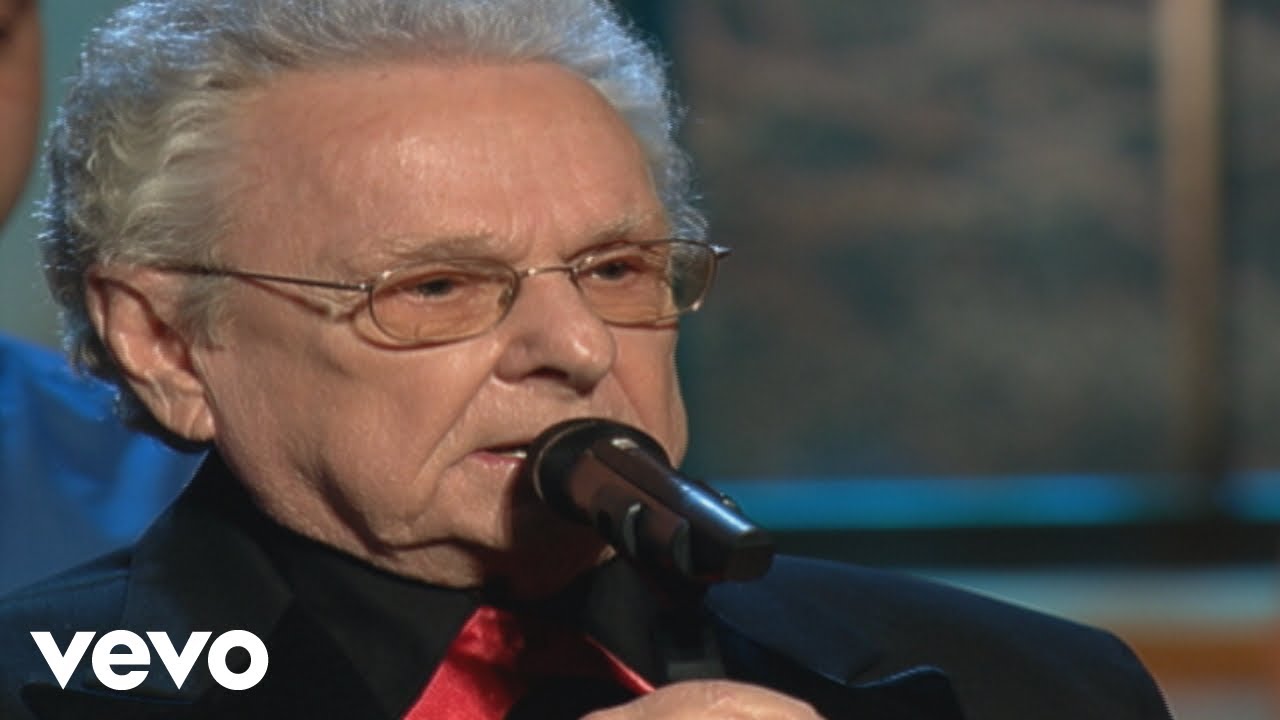Bill & Gloria Gaither - Gloryland [Live] ft. Ralph Stanley, The Clinch Mountain Boys