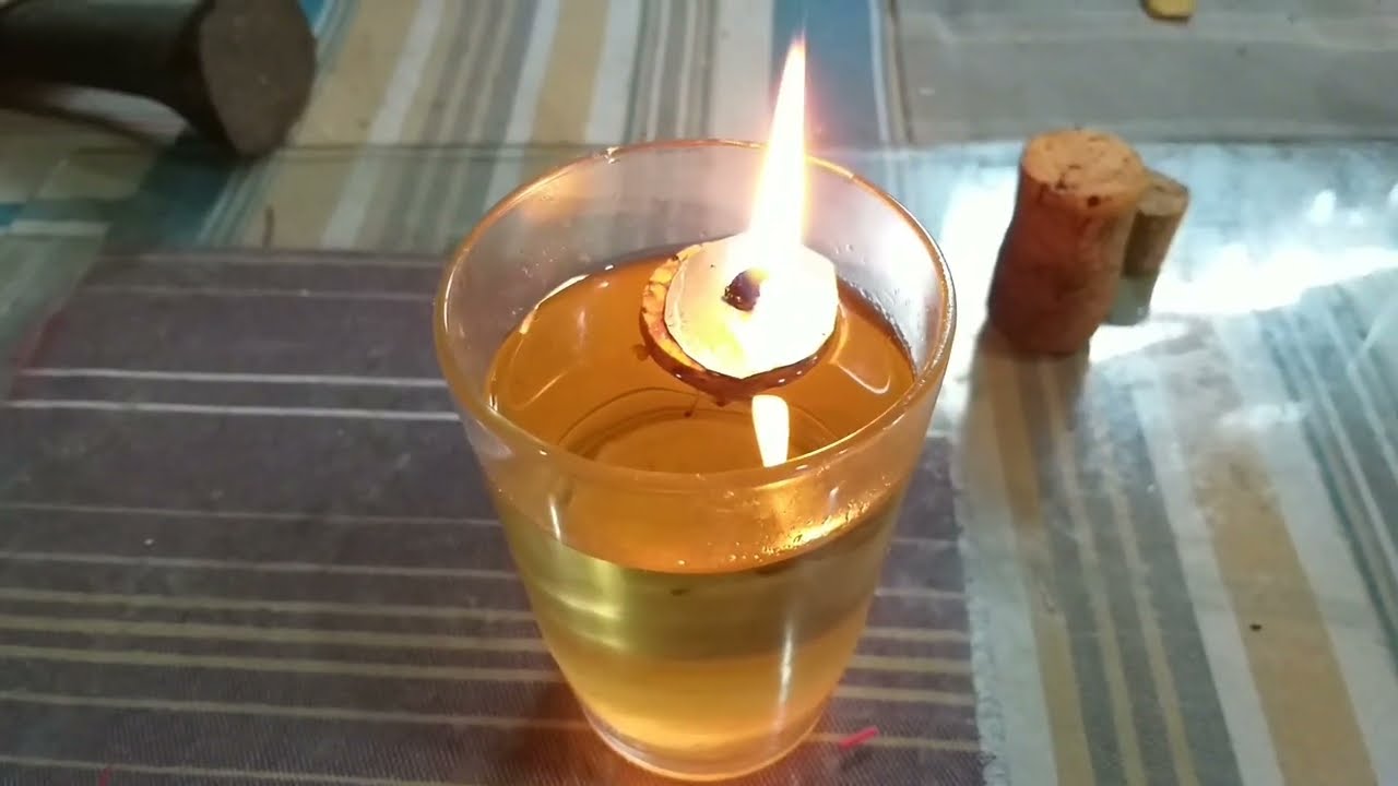 FAZENDO O PAVIO DA MELHOR  LAMPARINA DE TODAS DO TEMPO DA VOVÓ