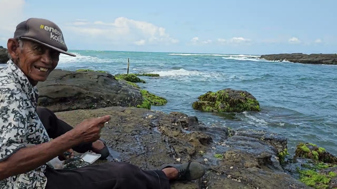 pantai cicalobak garut