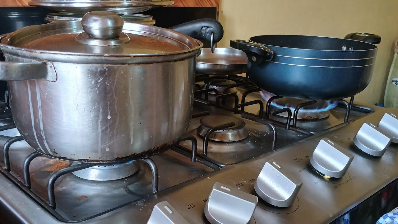 PAT’S KITCHEN 🥣🍜🍝🍛🍳🍽 is live! KITCHEN AMBIANCE SILENT 🤫 STREAM , NO TALKING