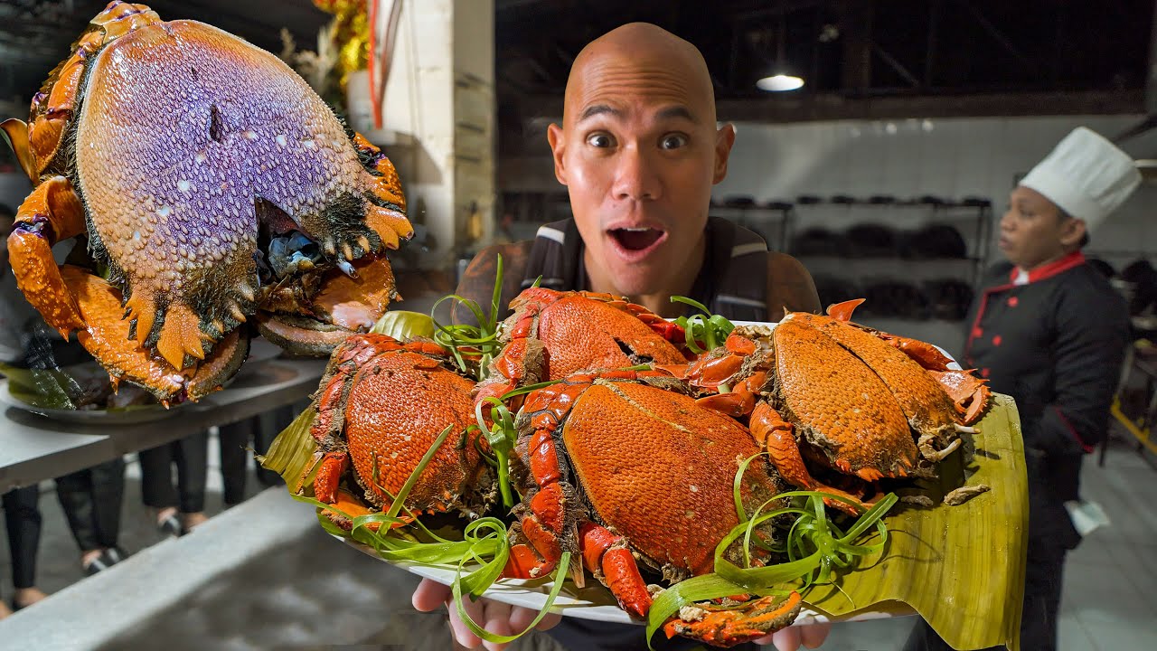 CRAZY Filipino Street Food in Zamboanga City - RARE CURACHA DEEP SEA CRAB + PHILIPPINES STREET FOOD