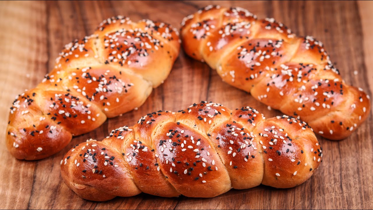 This Armenian Easter Bread is The Perfect Festive Treat | Choreg