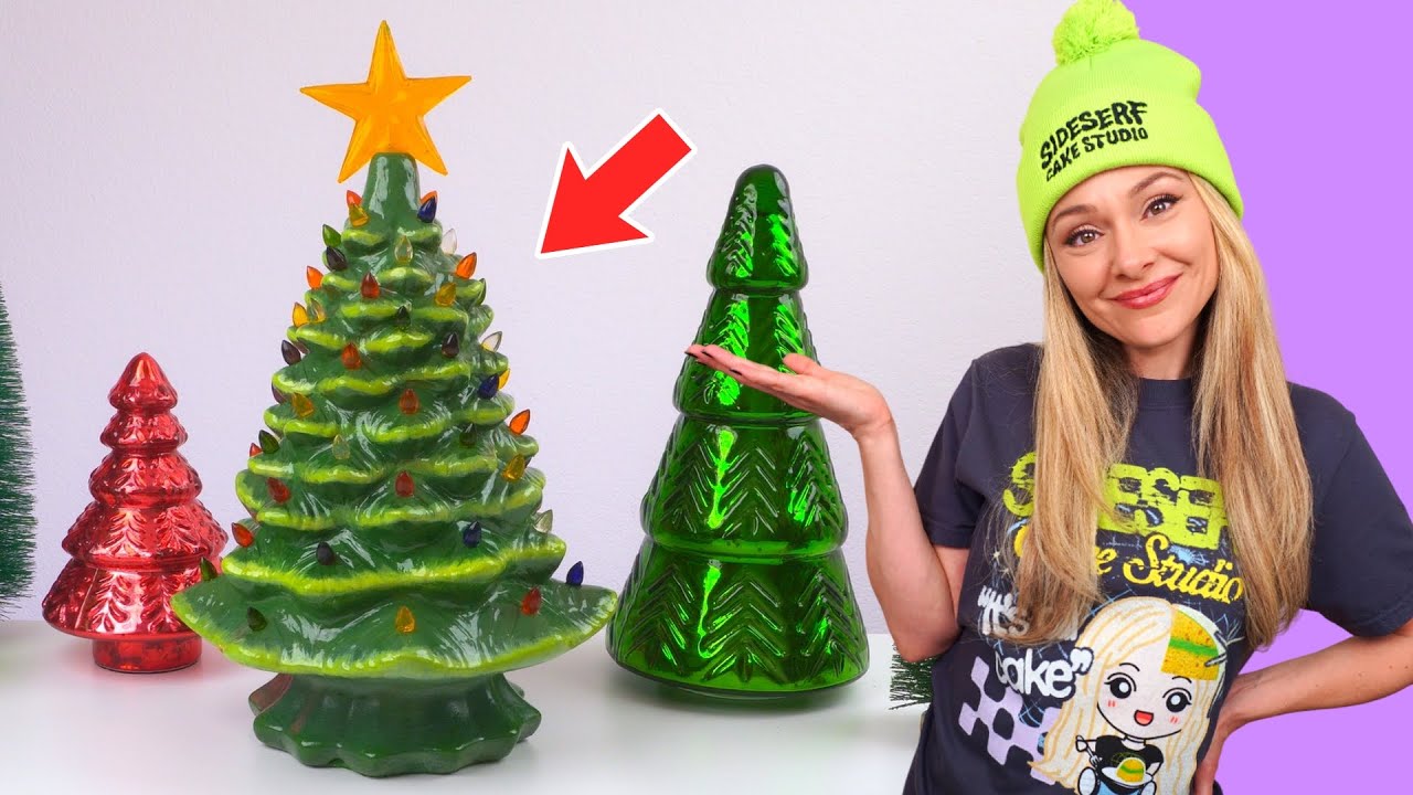 I Tried to Make A Cake of a Christmas Decoration