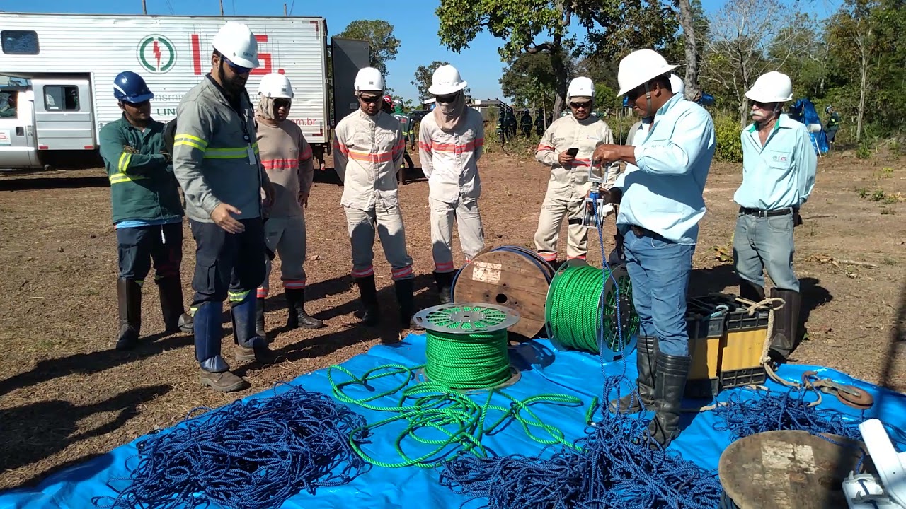 Treinamento - Lançamento de cabos - Travessia sobre LV e método de troca de PR para OPGW