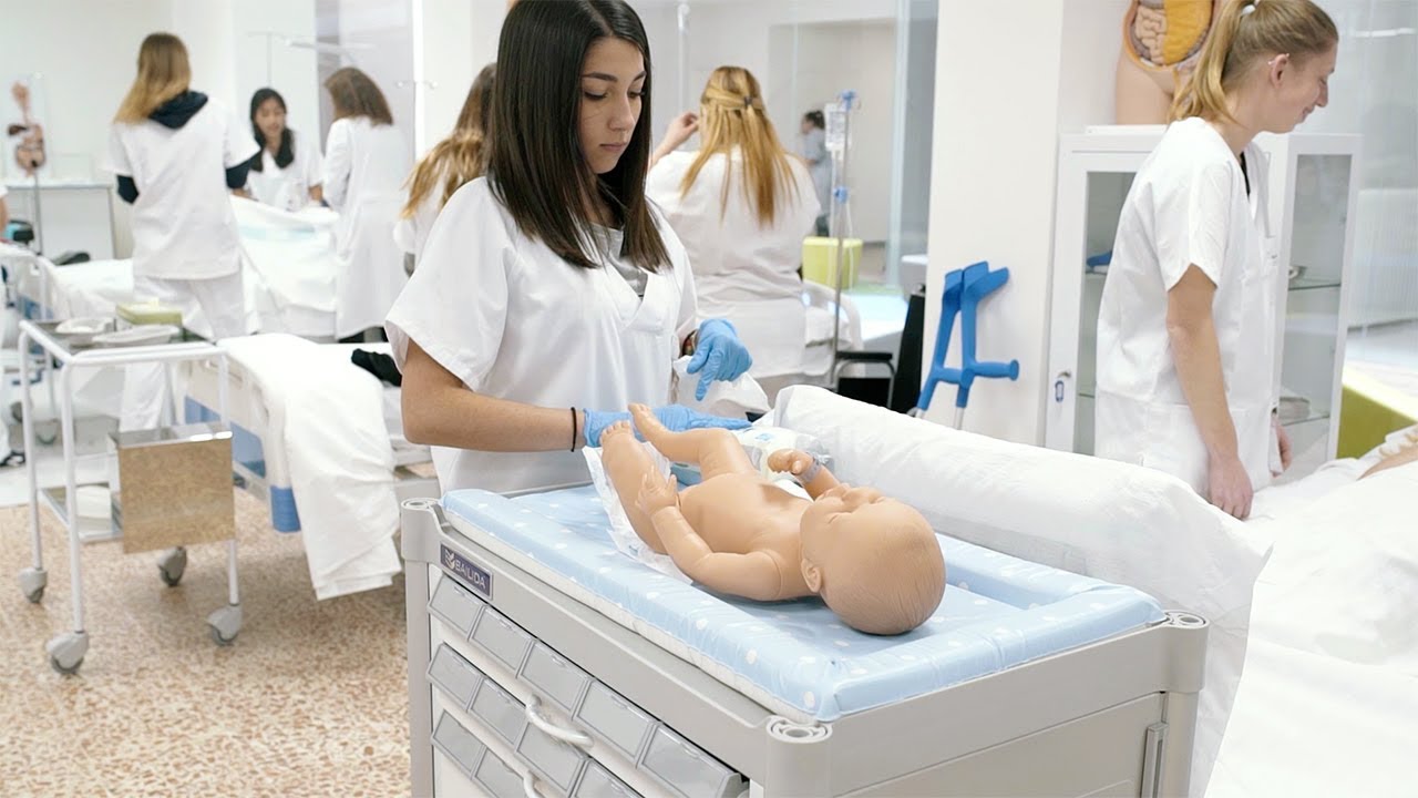 Cuidados Auxiliares de Enfermería