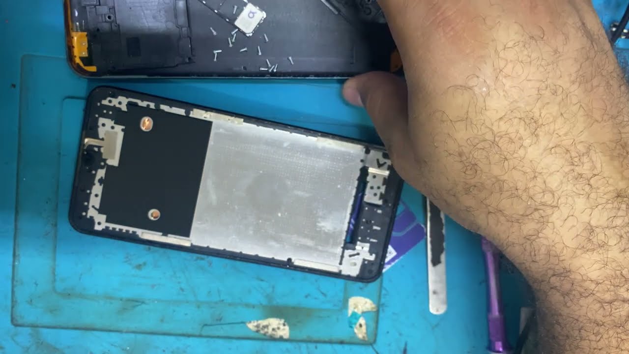 Destapar SAMSUNG Galaxy A04 cambiar pantalla LCD uncover Samsung a04 cambiar batería dissamble