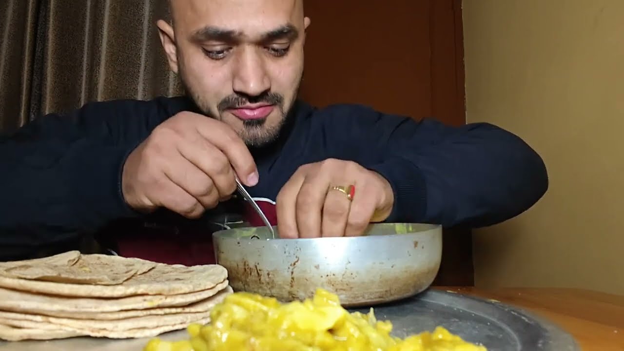 CURRY SABJI & ROTI MUKBANG 😋🔥 | DESI INDIAN FOOD EATING | HUNGRY ANKIT #mukbang #indianfood #food
