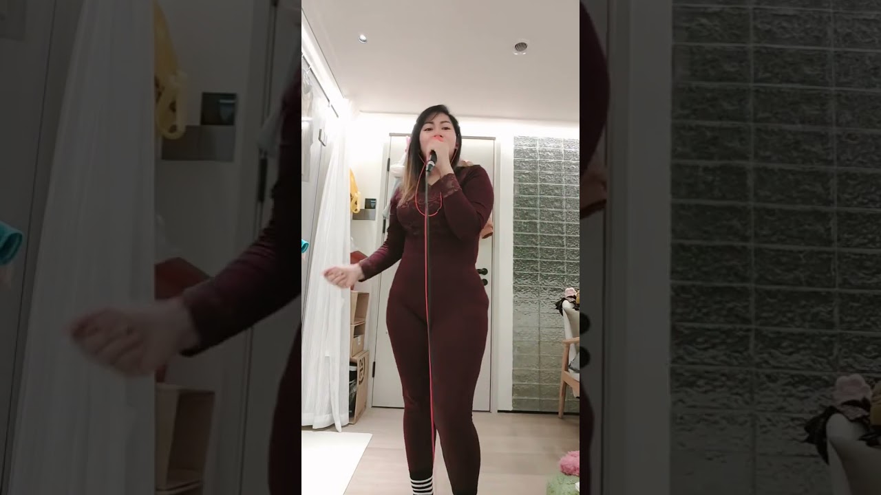 Viral saingan siti badriah nyanyi suaranya bagus