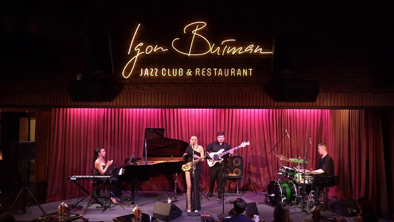 Live: Eliza's Band
