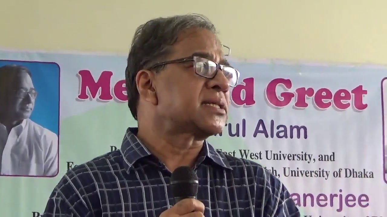Professor Dr. Fakrul Alam speaking at the Dept of English, JUST