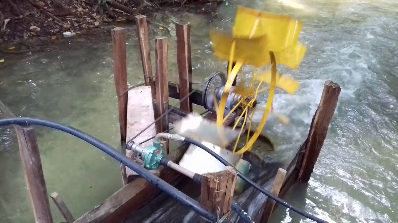 Roda d'água com redutor e polia