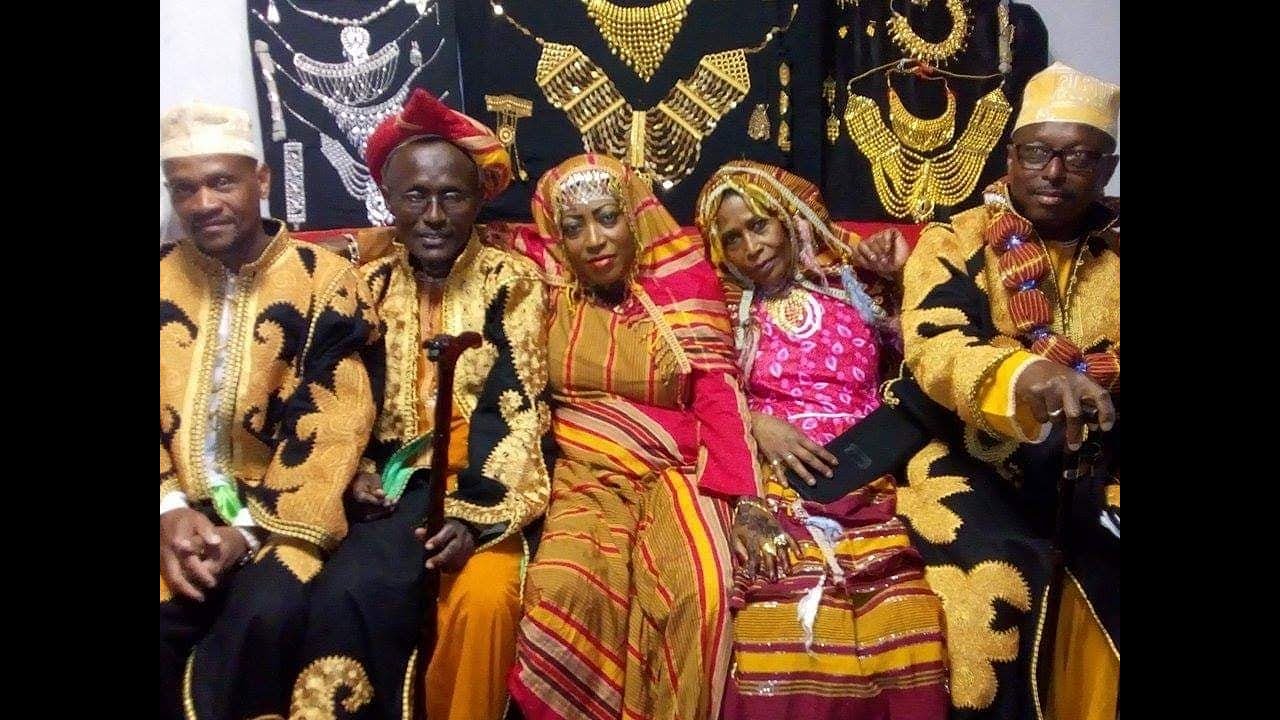 Oukoumbi de Sitty Toibibou et Maamoune Chakira Moidja Hamahamet Paris.
