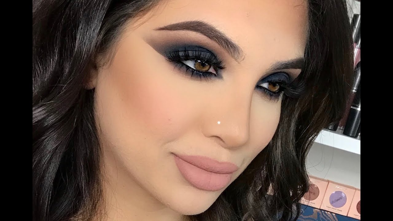 Black Smokey Eye Tutorial
