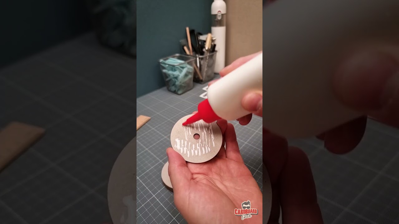 DIY Cardboard Yo-Yo - The Retro Rebounder!