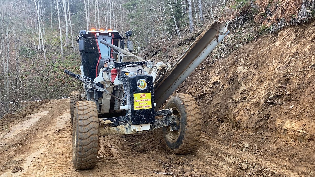 HİDROMEK GREYDER İLE YOL ONARIMI #hidromek #greyder #dozer #keşfetteyiz #orman #yolu #yapimi