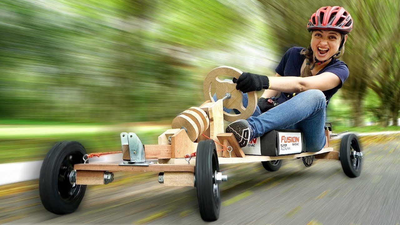 Fizemos um CARRO ELÉTRICO MOVIDO A PILHAS AA!