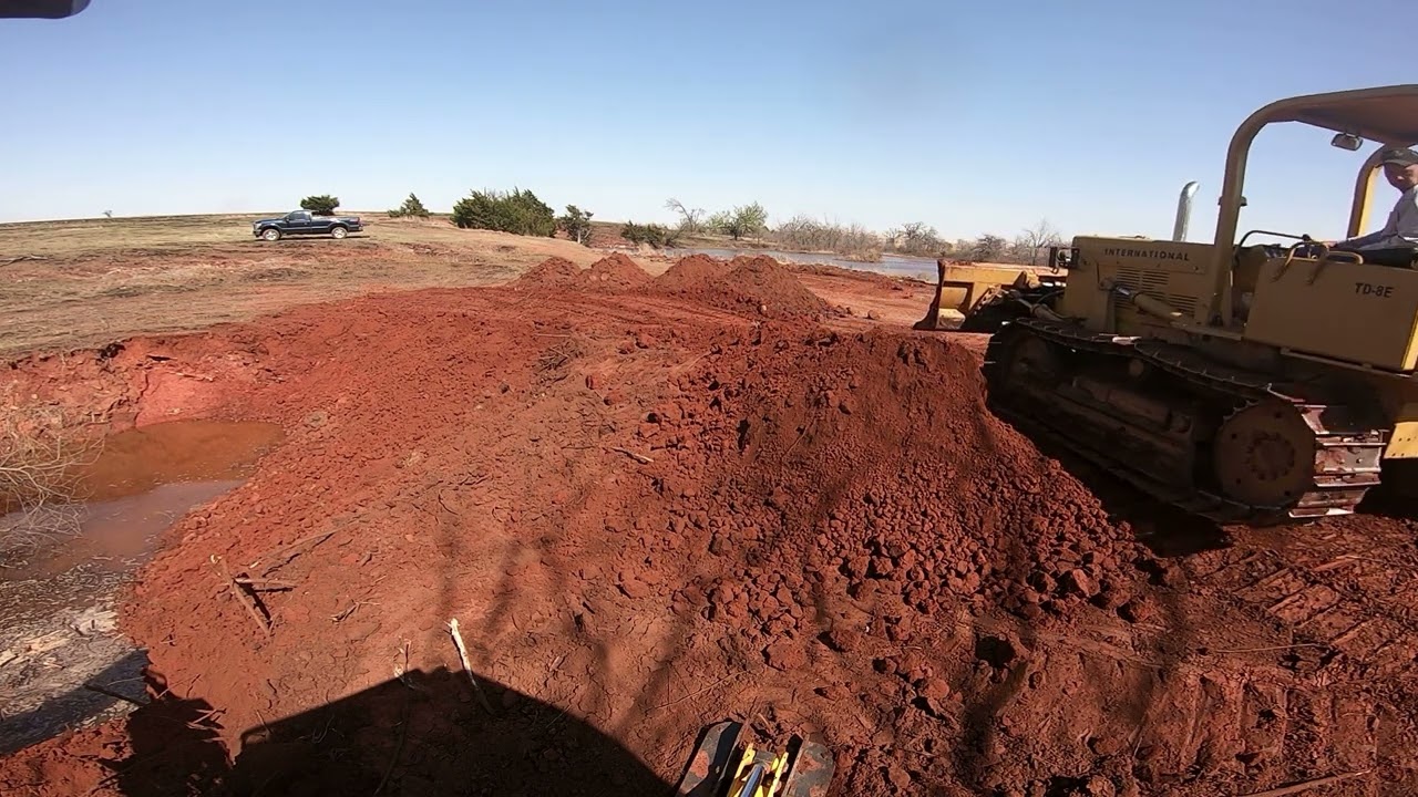 TD stuff. #dozer #digginok #td8e #Internationaldozer