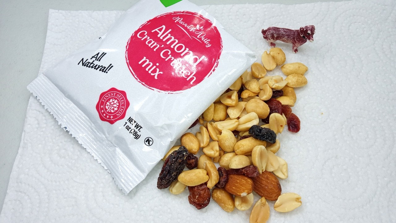 Unboxin Doxin - Paradise Valley Almond Cran' Crunch Mix