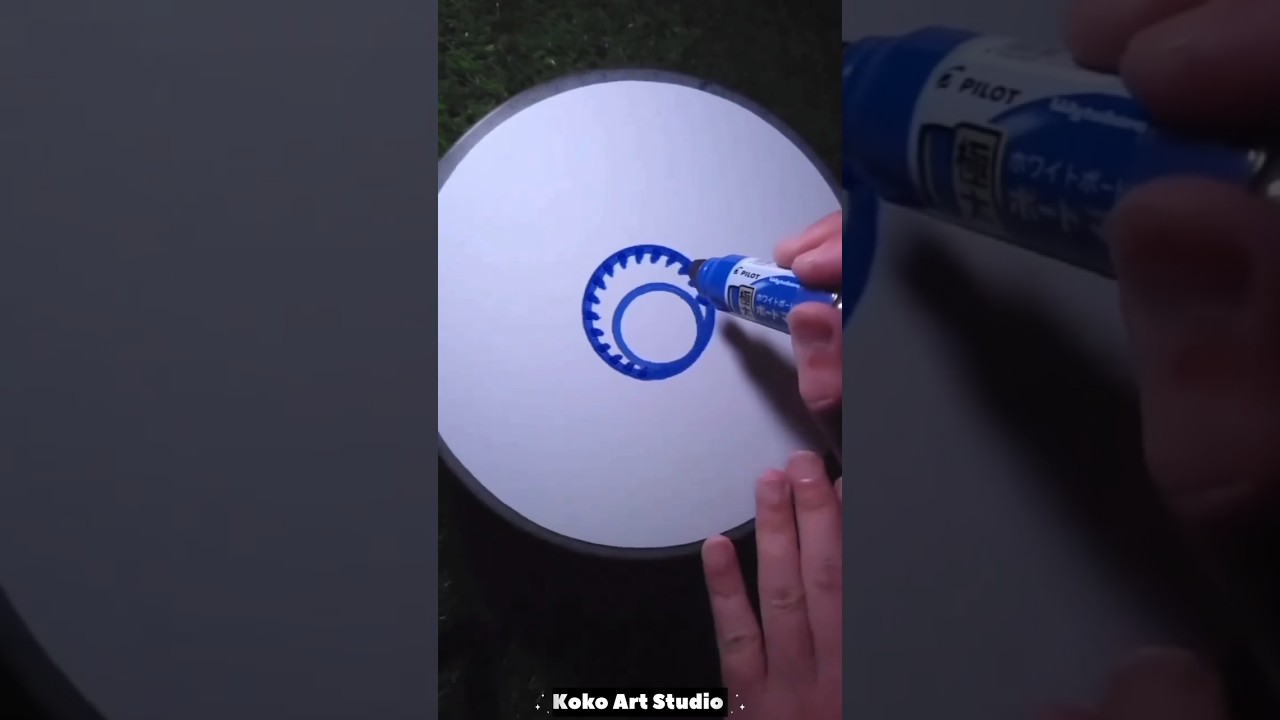 Trippy Spinning drawing Art Magic | Spin Art painting on wheel board 