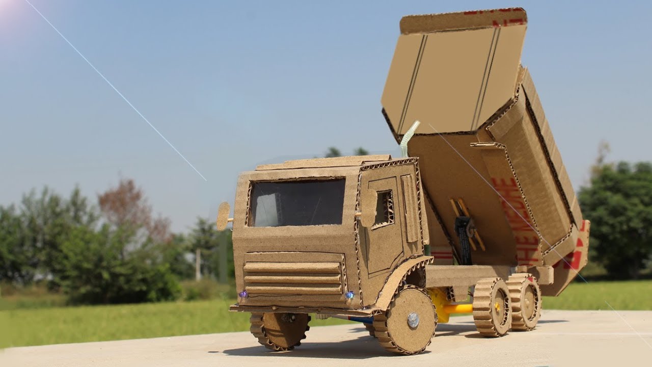 Wow! How to Make a Toy Truck Out of Cardboard at Home