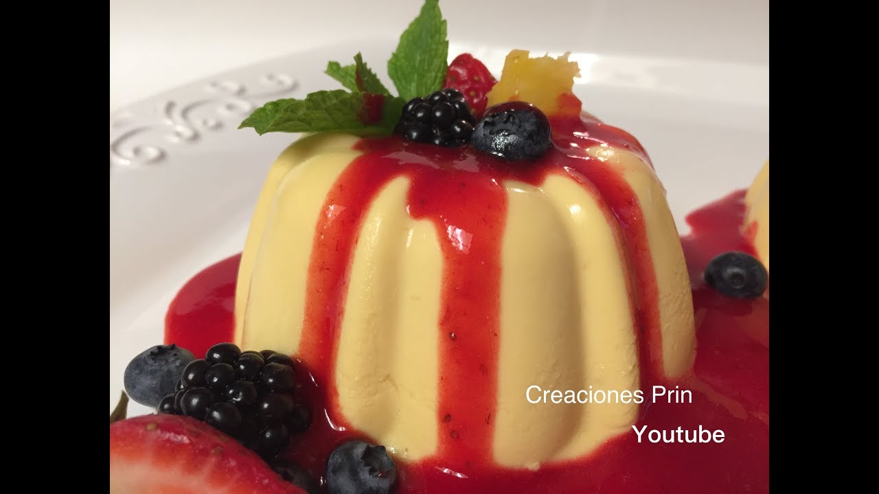Gelatina de Mango Natural en 3 leches y salsa de fresa