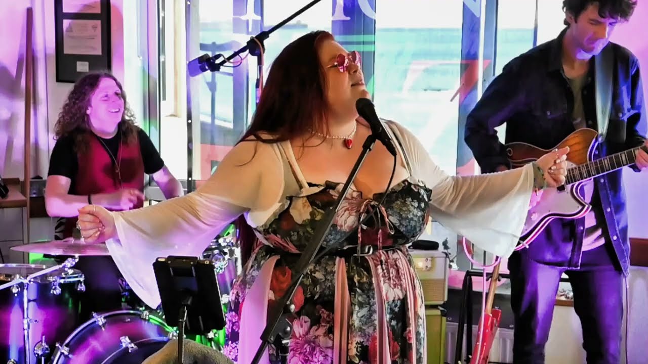 'Built For Comfort' - by The Alice Armstrong Band at Teign Jazz & Blues, Teignmouth, 22 May 2025.