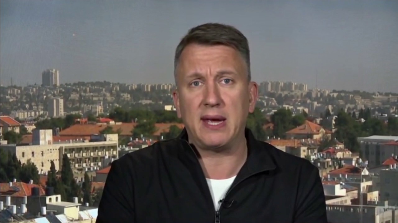 Perspective with Alison Smith &ndash; Derek Stoffel