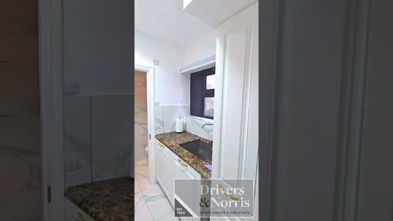 4-bed for sale in EN5