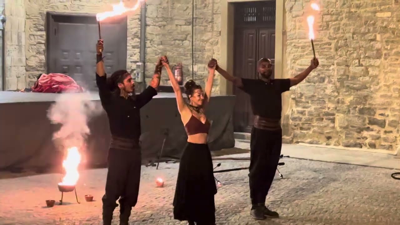 Espectáculo de fuegos magia /fire show#fireshow #espectaculo #de #fuego #medieval #2024
