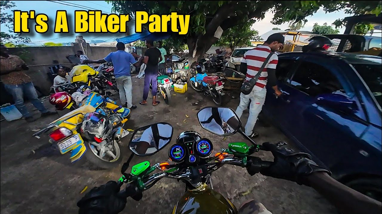 Давайте отправимся на байкерскую вечеринку в Bike Doctor в Half Way Tree