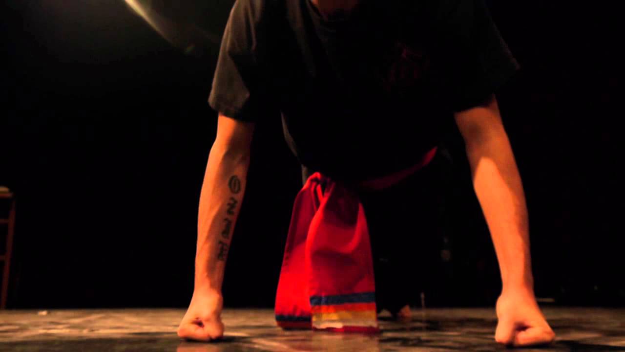 Ozie - Niemand die je hoort (VIDEO)