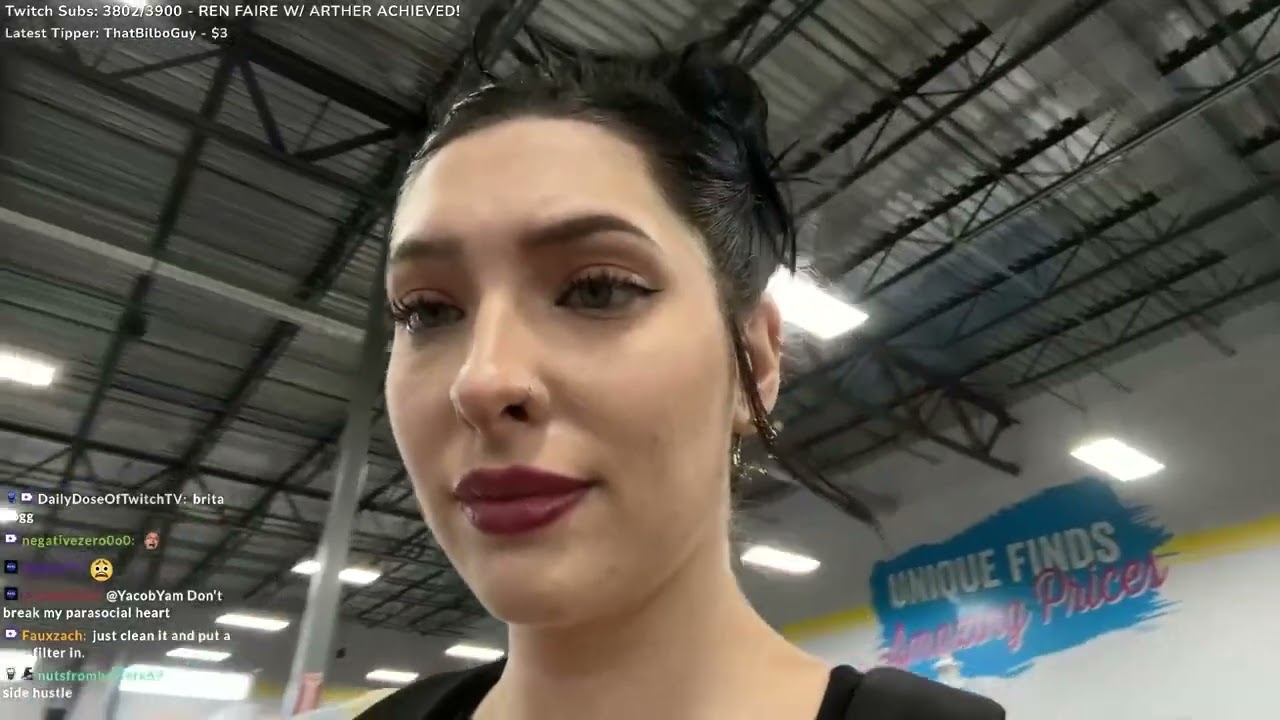 JuliaKins Goes Furniture Shopping for Her New Home! 🛋️🏠